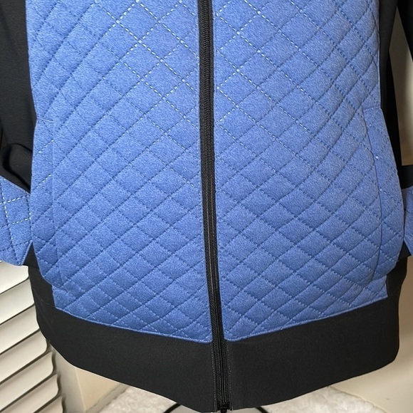 LUCY Quilted Lightweight Jacket Size Small - Picture 3 of 11